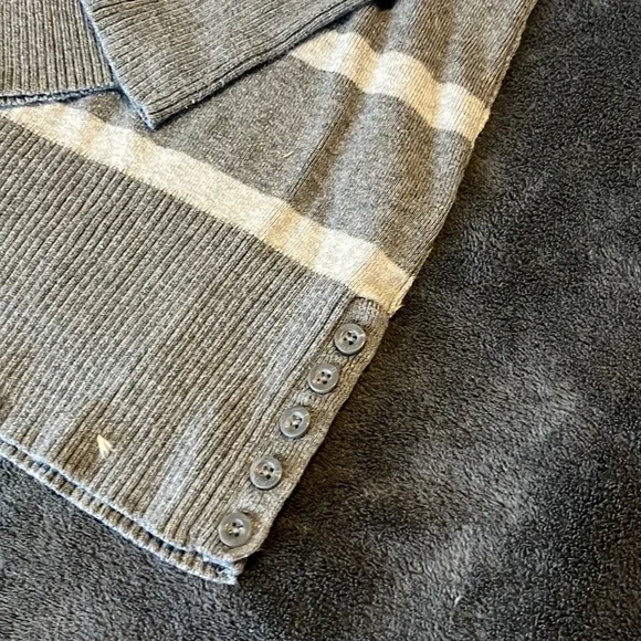 4 top bundle - Picture 4 of 8